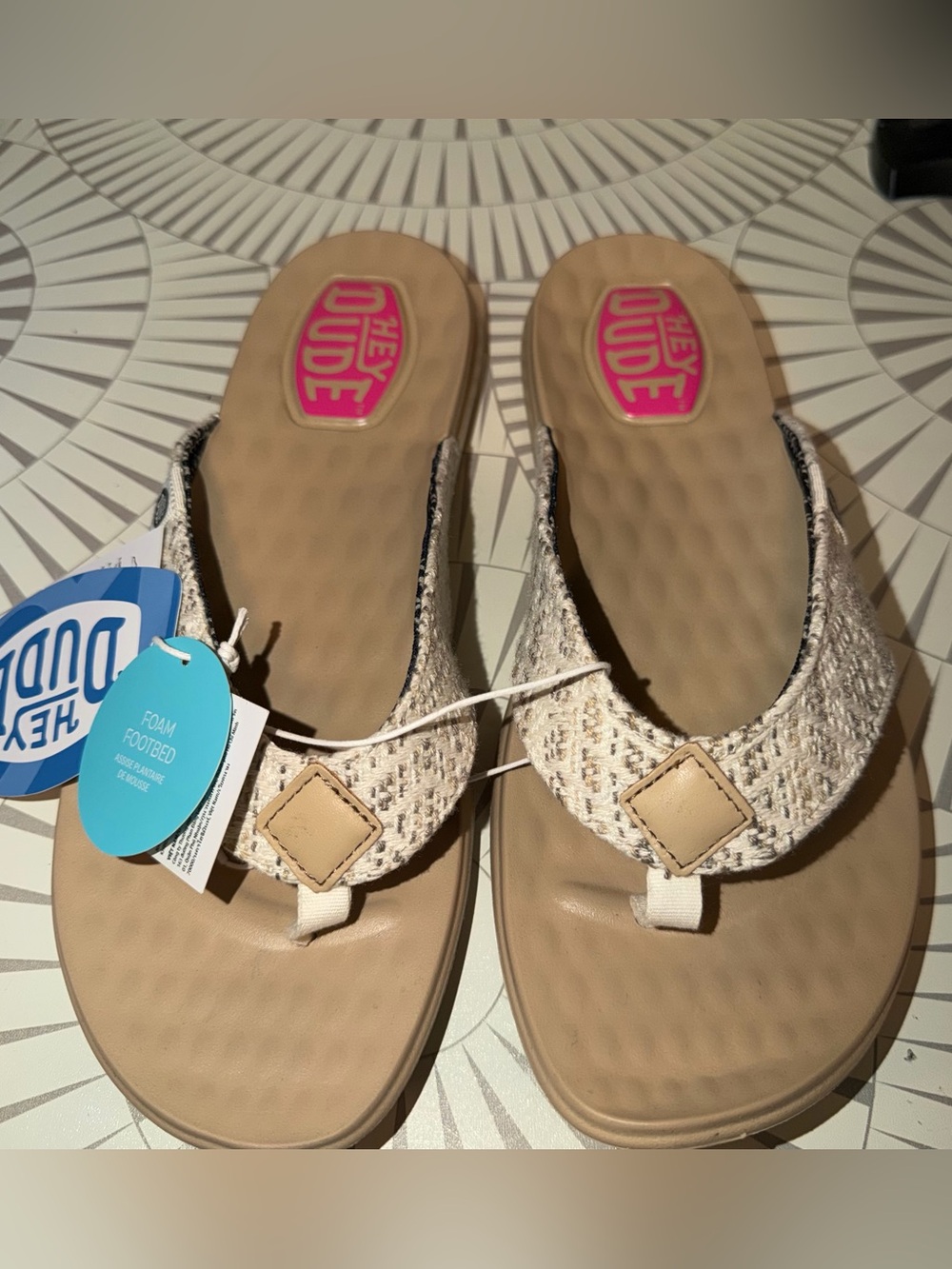 Hey Dude women’s Christi Flip Surf Baja tan/multi New US 11